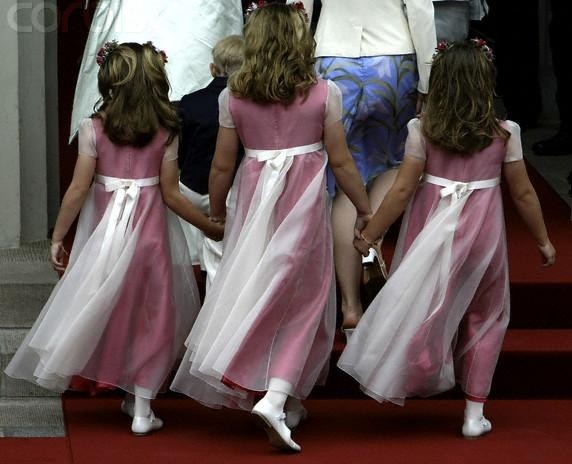 Demoiselles d honneur parme et blanc Demoiselles d honneur parme et blanc