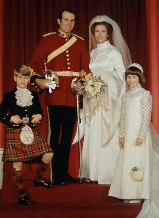 Mariage Princier La Princesse Anne D Angleterre Et Le Capitaine Mark Philips