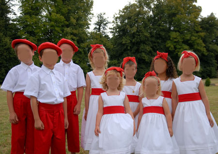 Cortège Anne-Fleur: blanc et rouge