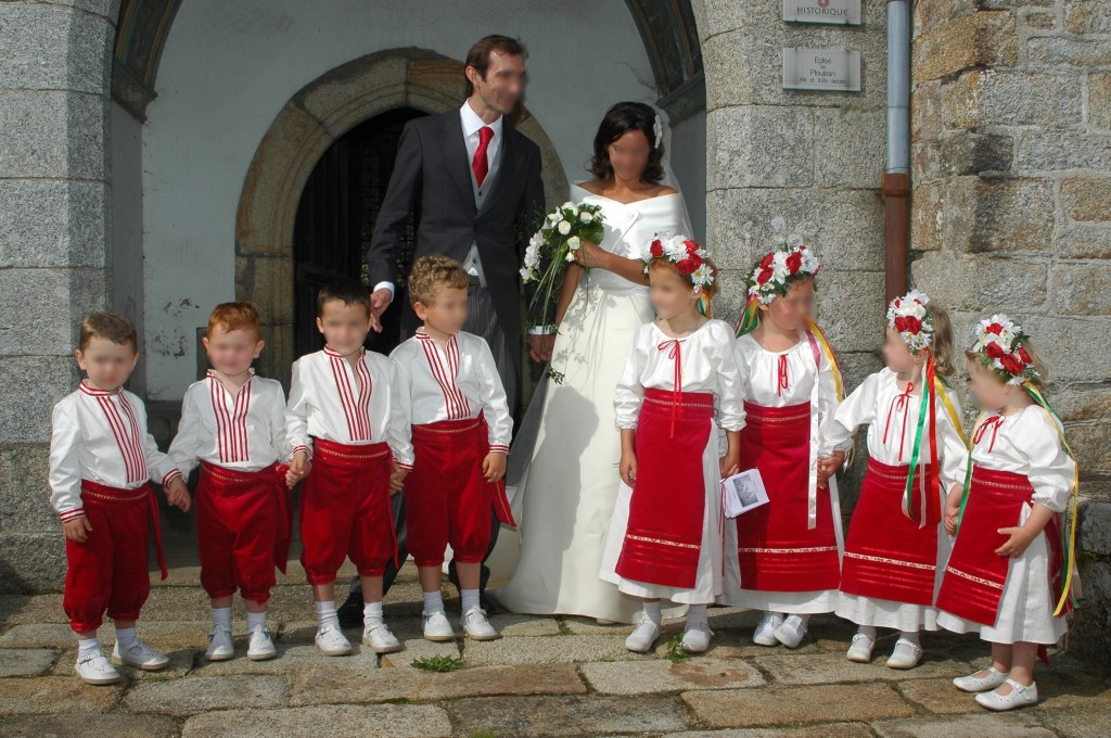 enfants d honneur tenues traditionnelles d ukraine