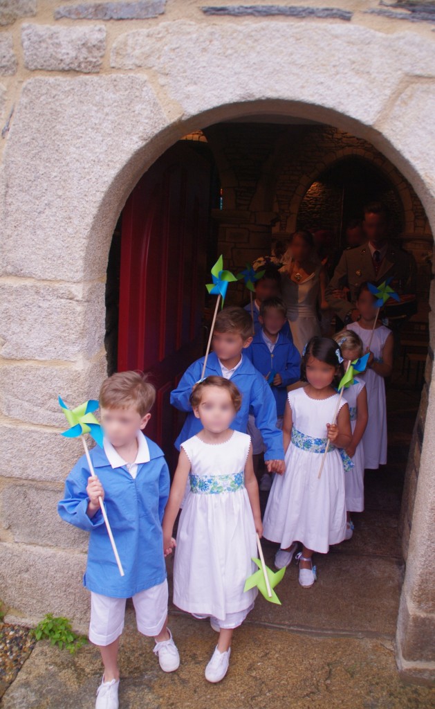 Cortège Marie: vareuse bleu roi et voile ancien