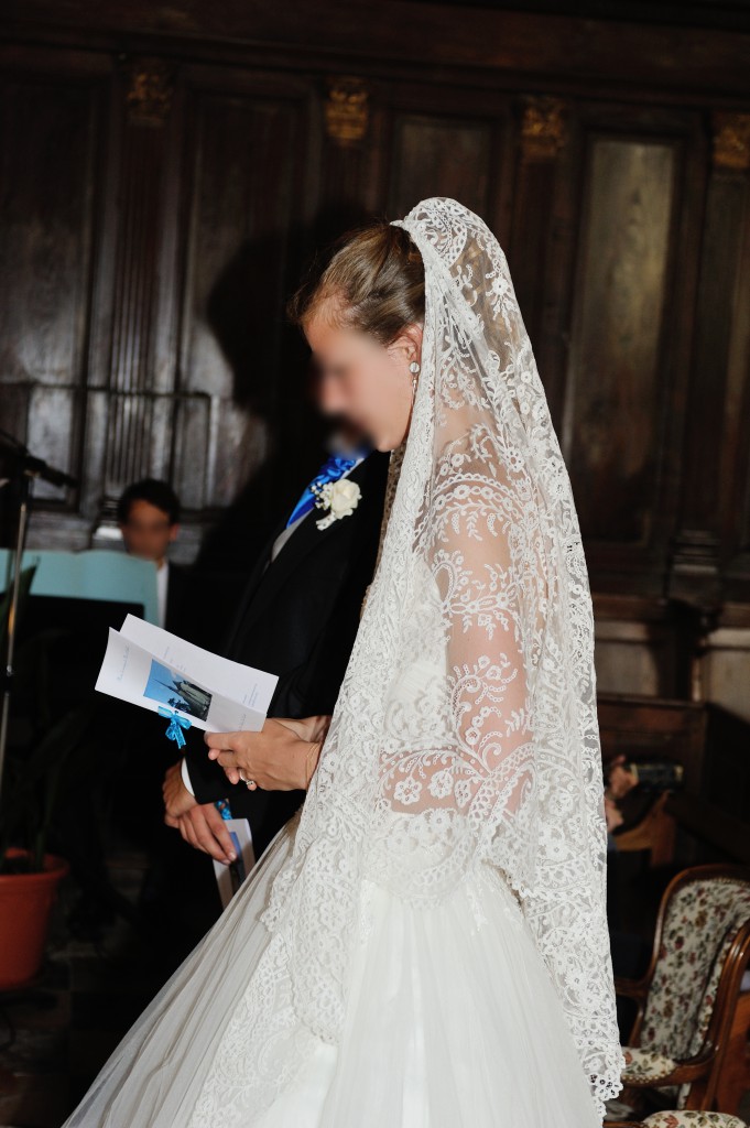 Voile de mariée de Bertille: forme triangle au point d’Angleterre