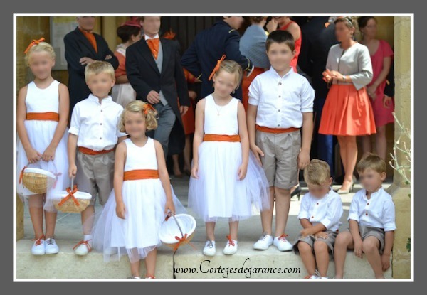 Cortège Agathe: orange et tulle blanc