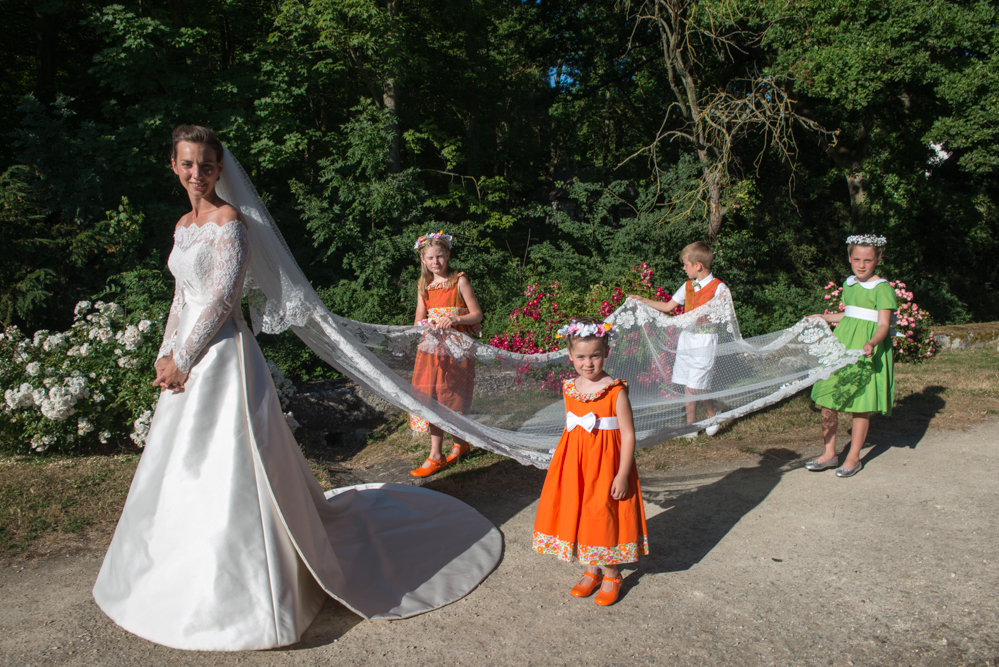 Photo: Solène Perrot - Robe et voile: Atelier Roses & Pivoines - Printemps