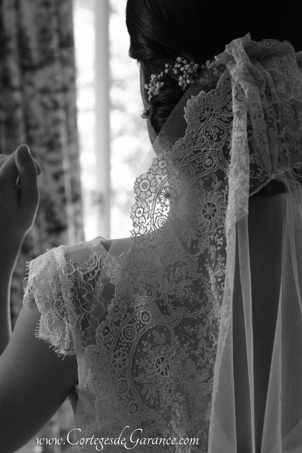 Voile de mariée de Lorraine: tulle bordé de dentelles