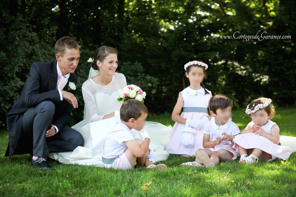 Cortège Sophie: Robe col pétale, Rose, blanc et gris